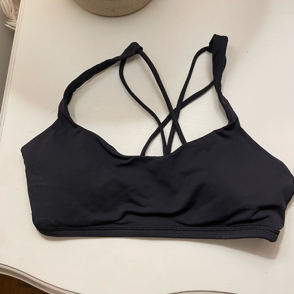 Lululemon black sports bra